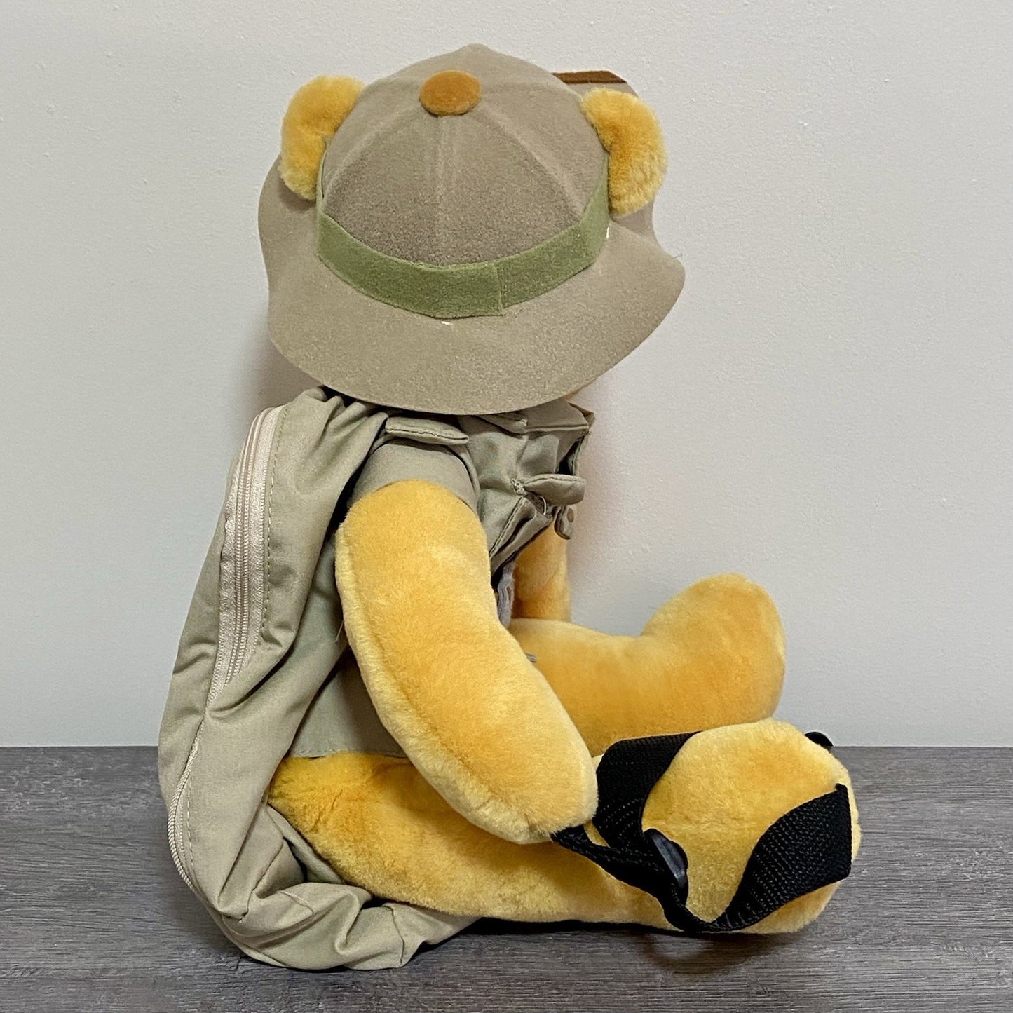 Official Disney World Winnie The Pooh Safari Plush With Rucksack Soft Toy Rare