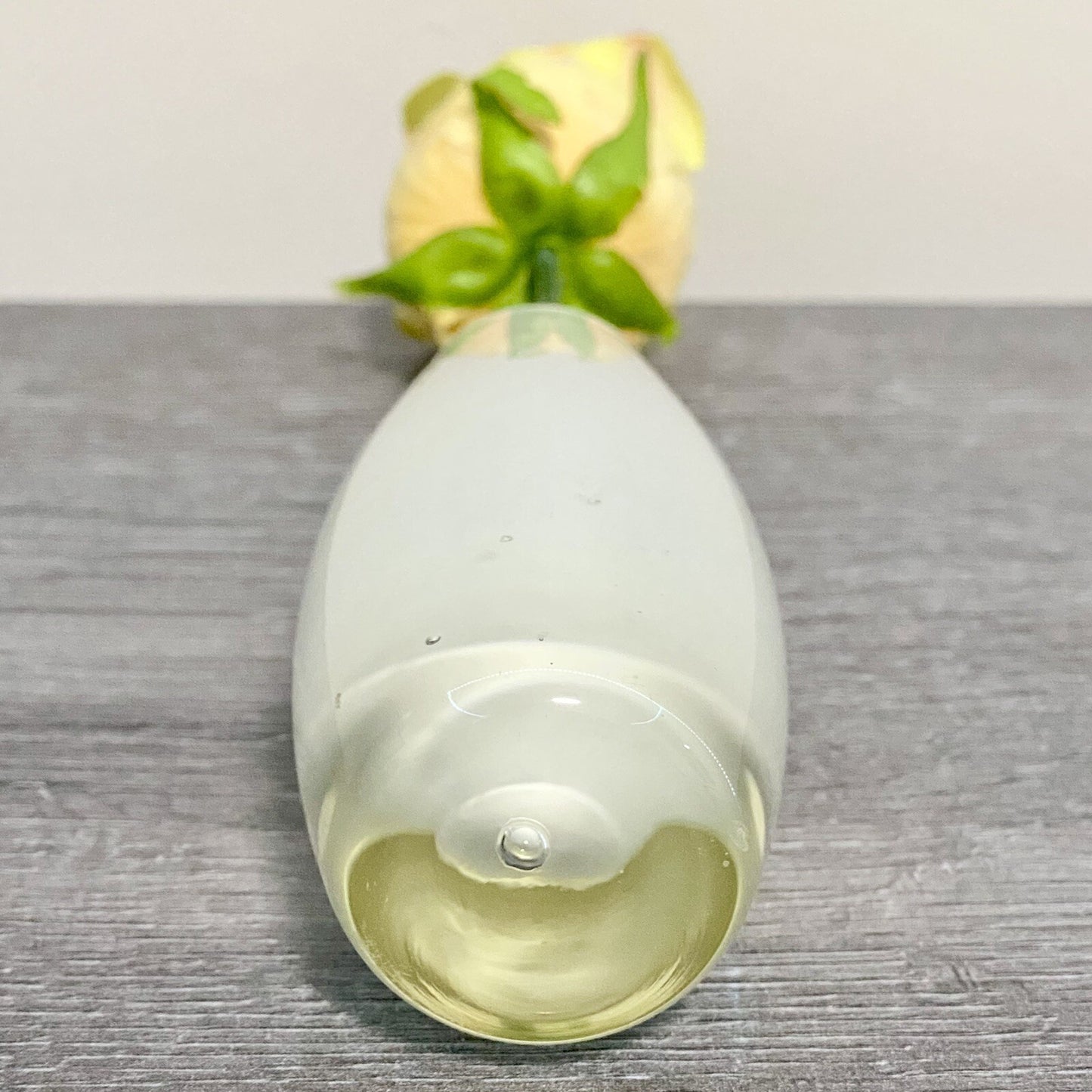 Small Artificial Rose Flower In Small Round Glass Vase All In One Decorative