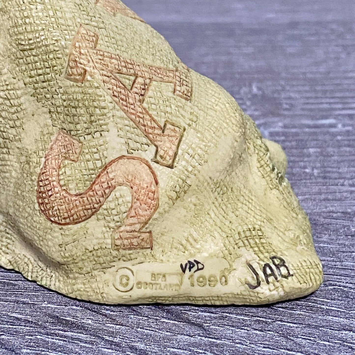 Border Fine Arts Pig Saxa Sack by Anne Butler Scotland 1990 Collectible Figurine