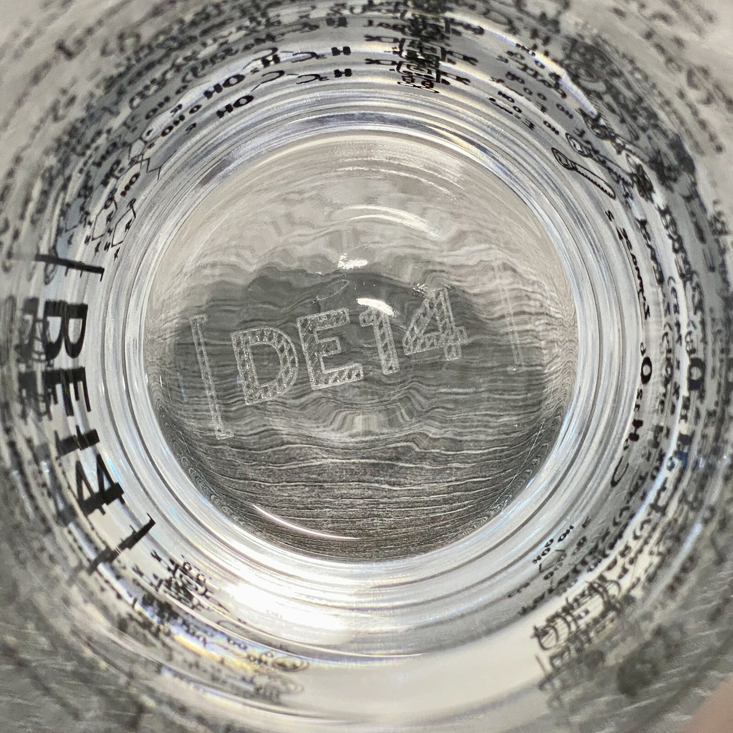 DE14 Math Science Learning Formula Scientific Pint Glass Bar Pub Glasses Rare