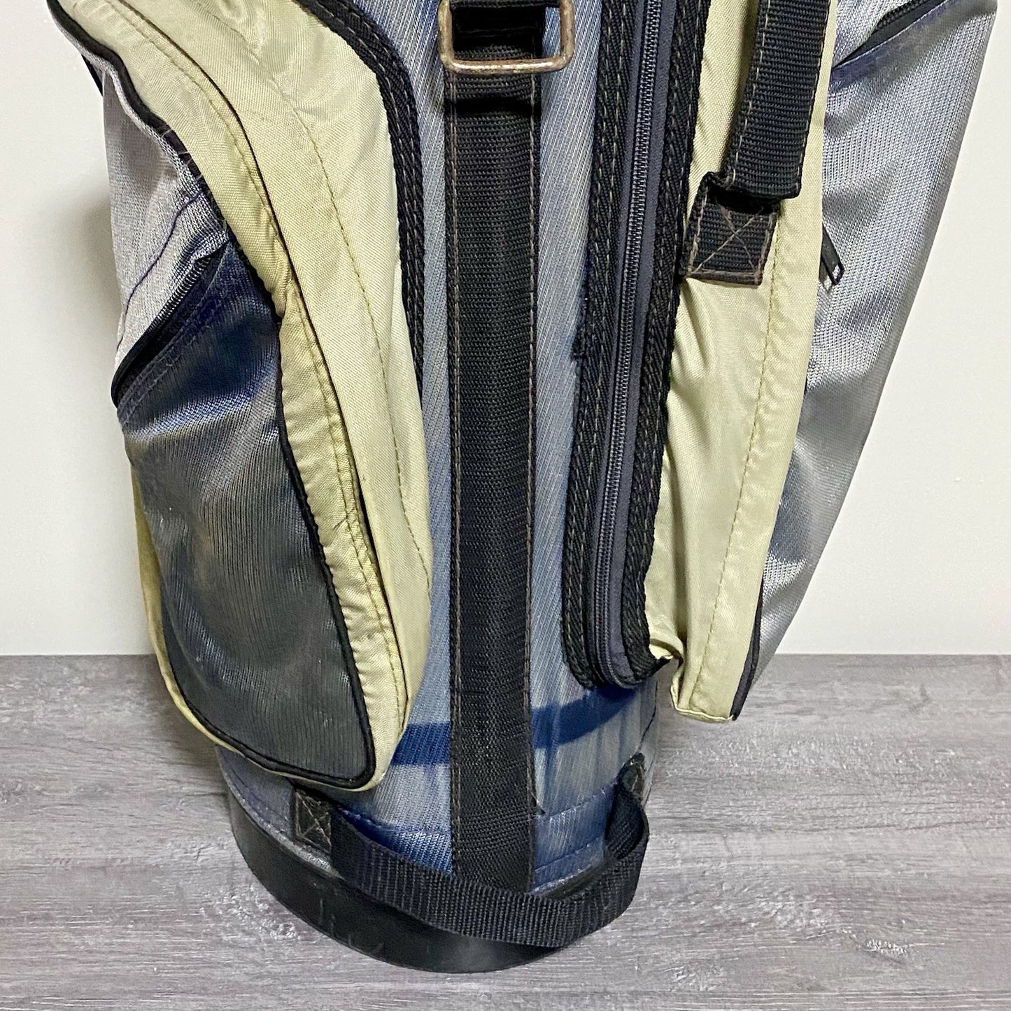 Titleist 5 Way Golf Bag & Navy Blue With Multi 5 Zipped Storage Pockets