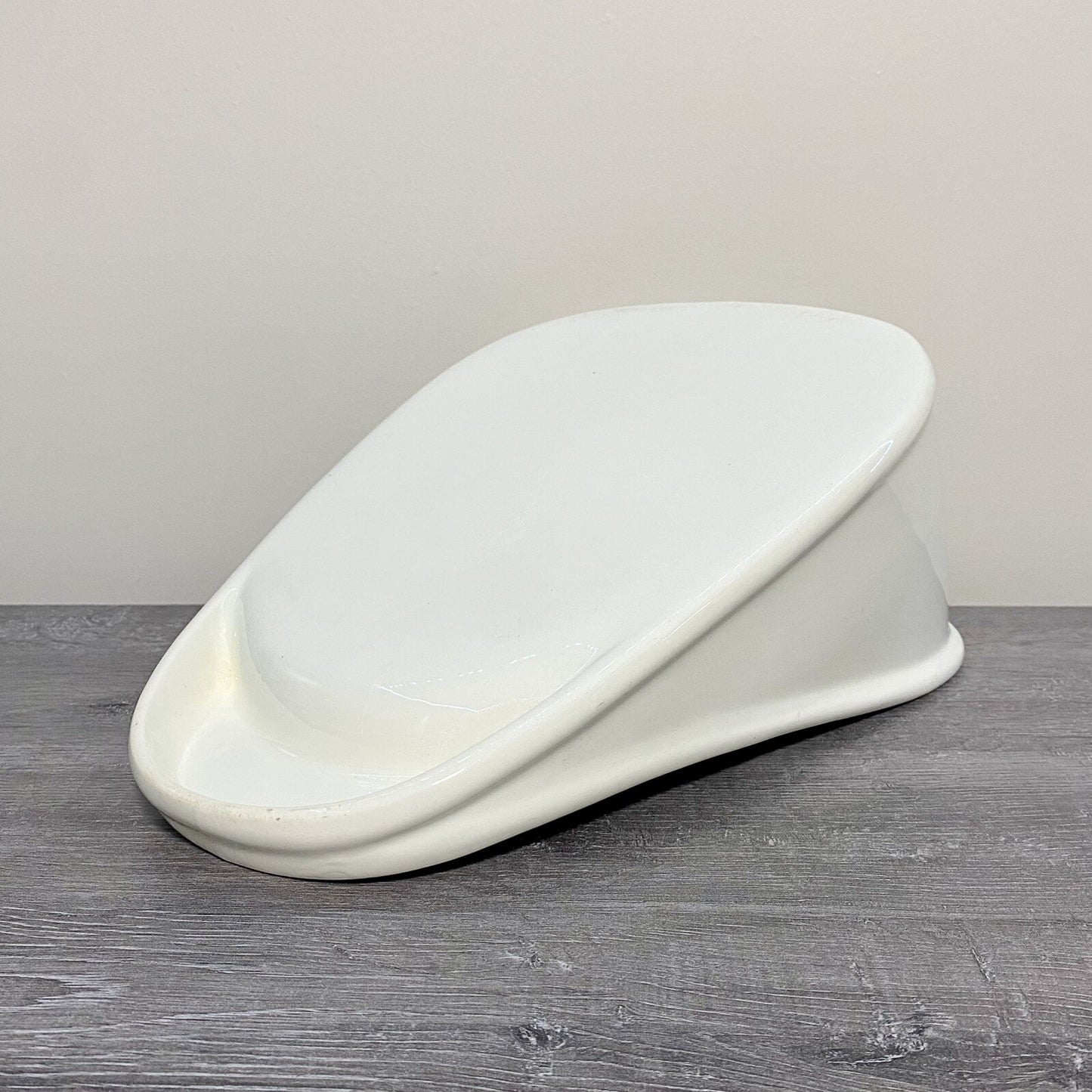 Royal Winton Vintage Bed Pan Original Design The New Slipper Bed Pan White Rare