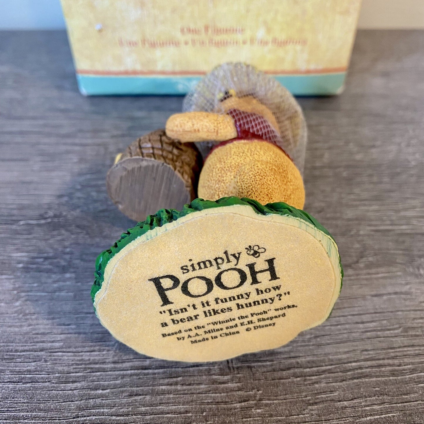 Simply Pooh Figurine Hive Fig Isn’t It Funny How A Bear Likes Hunny Disney Rare