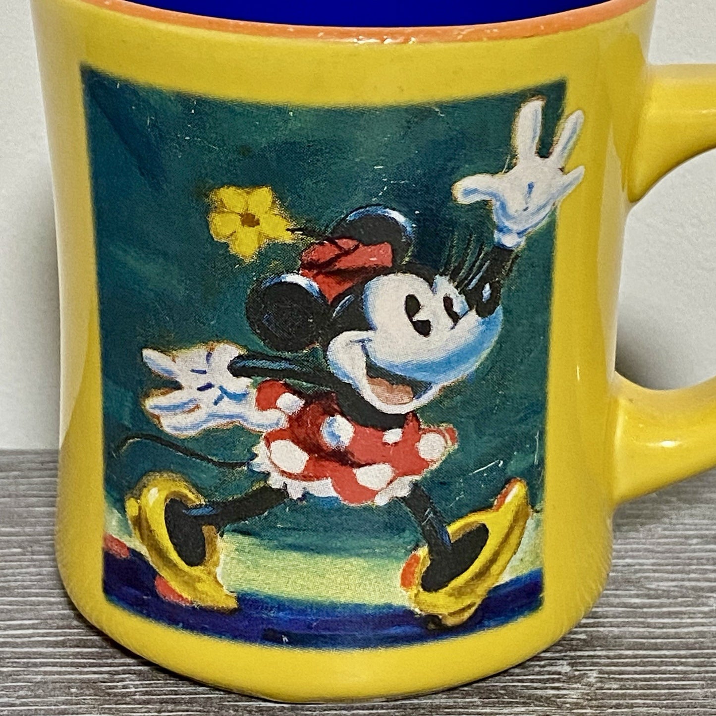 Official Disney Store Minnie Mouse Coffee Mug Yellow Vintage Retro Tea Cup Rare