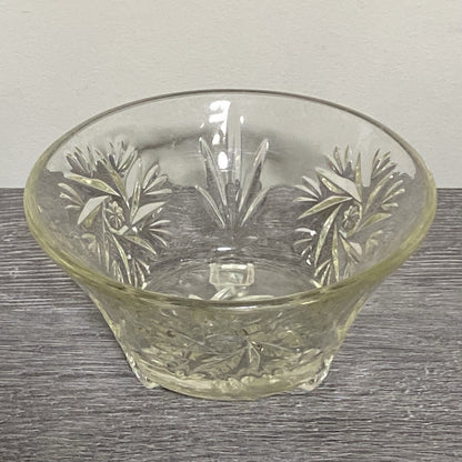 Vintage Small Pressed Glass Fruit Dessert Bowl Art Deco Footed Bonbon Sweet Dish