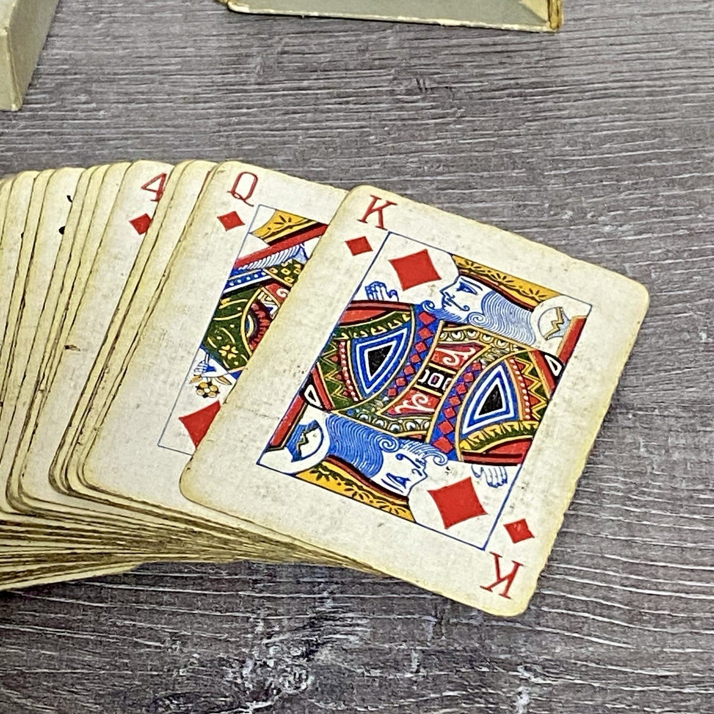 Vintage Will's Cigarettes Barrabel Back Nell Gwyn Linen Finish Playing Cards Set