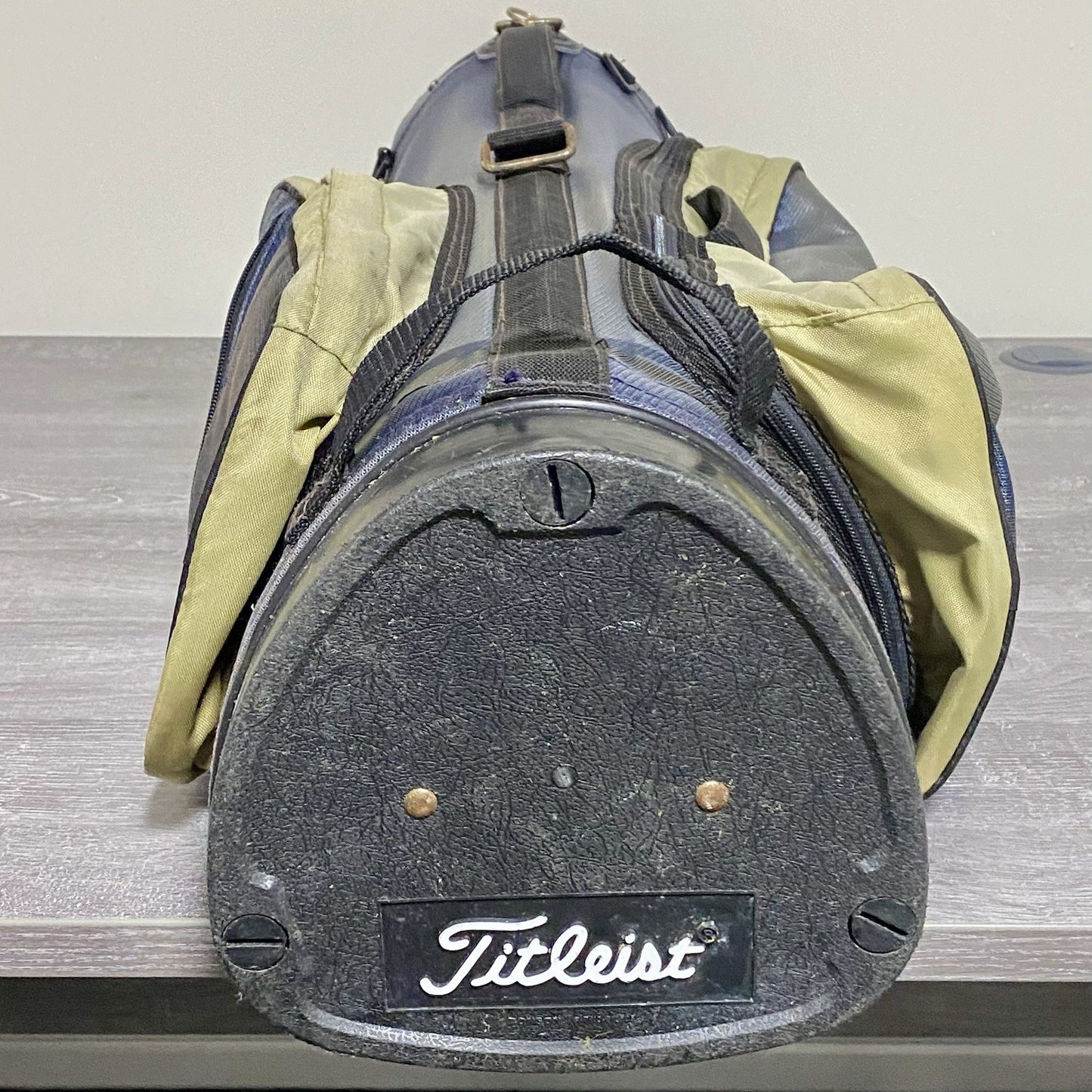 Titleist 5 Way Golf Bag & Navy Blue With Multi 5 Zipped Storage Pockets
