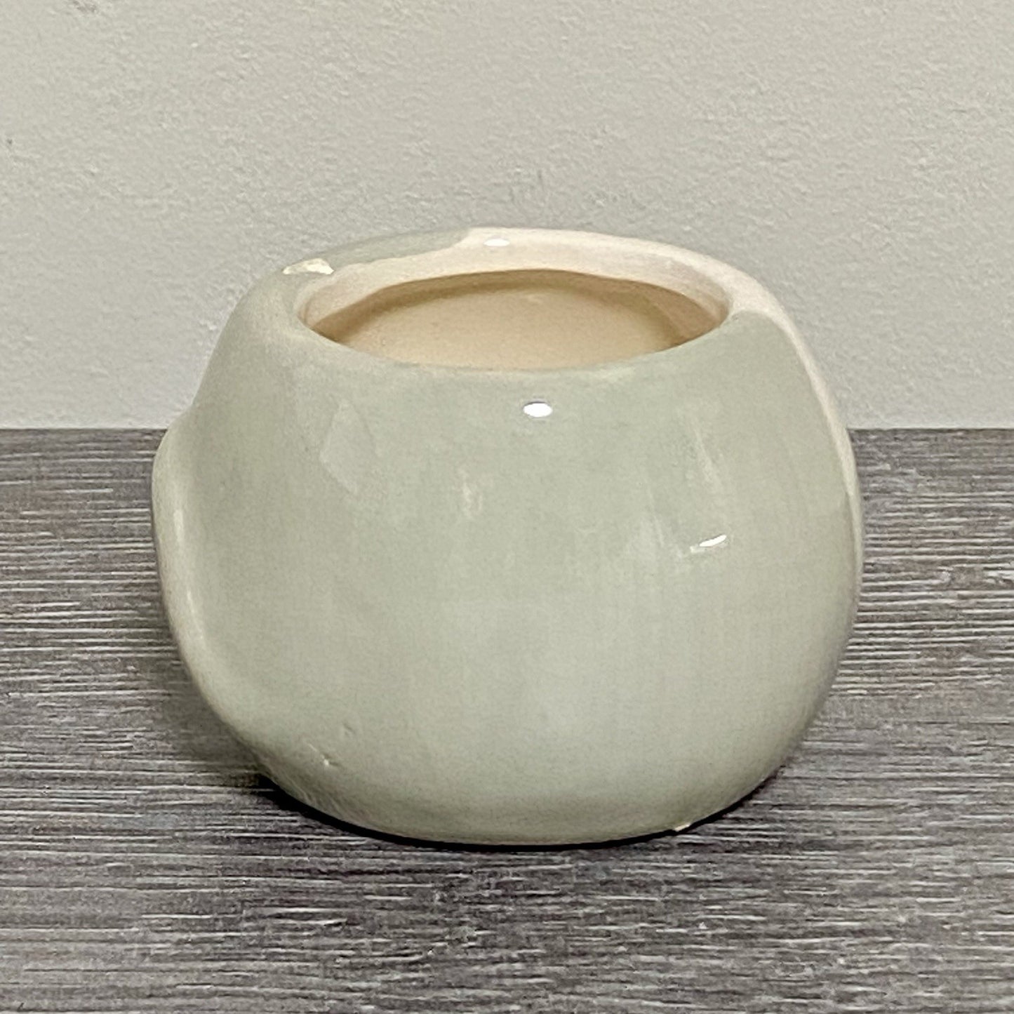 Small Round Ceramic Pot Dish With Hearts Heart Plant Pot Planter Bud Vase Holder