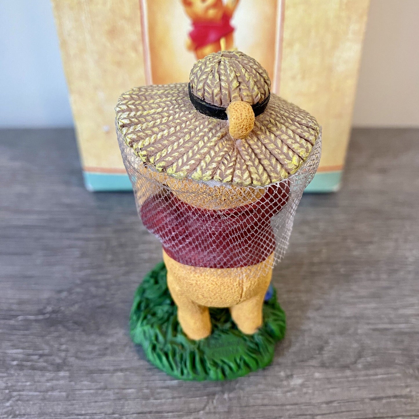 Simply Pooh Figurine Hive Fig Isn’t It Funny How A Bear Likes Hunny Disney Rare