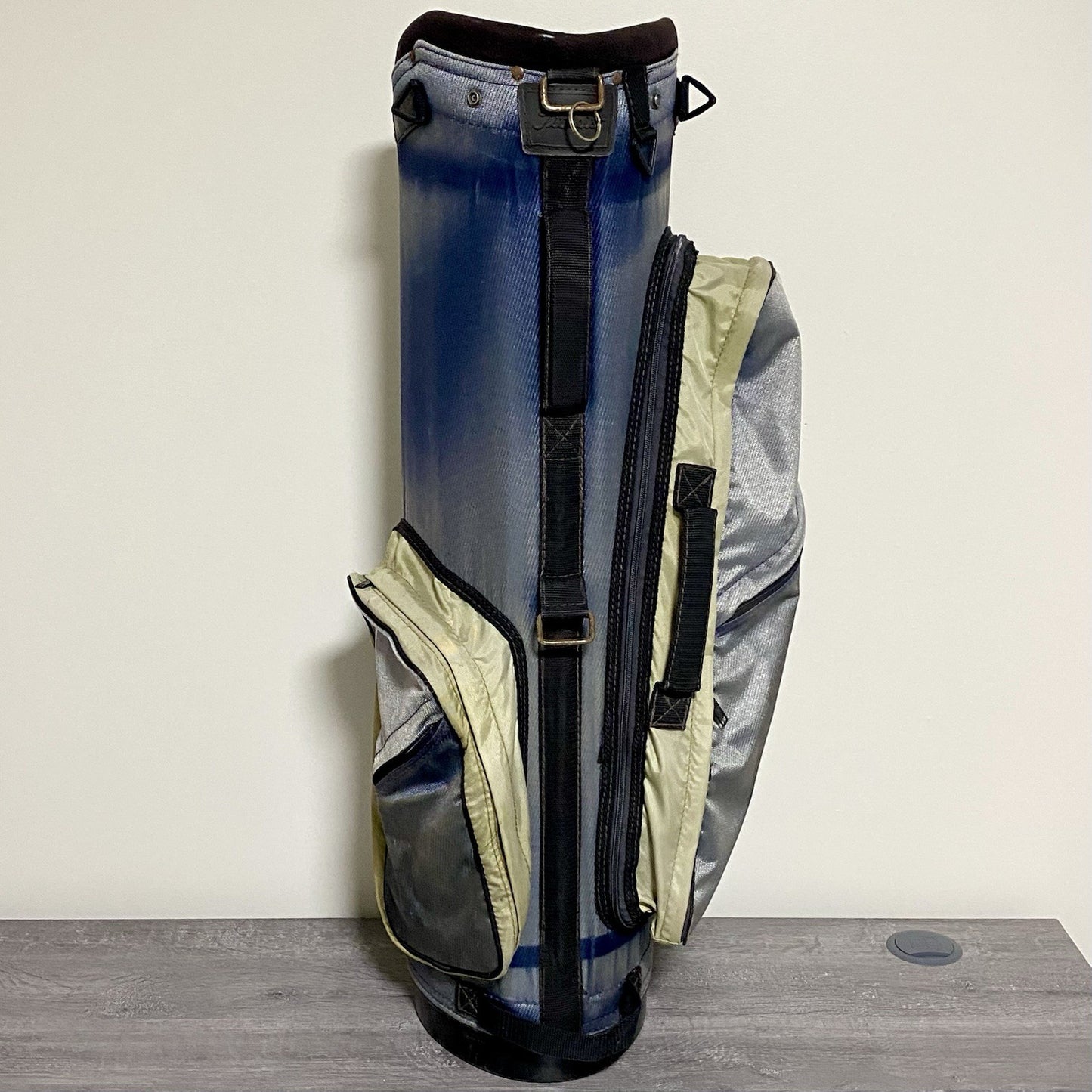 Titleist 5 Way Golf Bag & Navy Blue With Multi 5 Zipped Storage Pockets