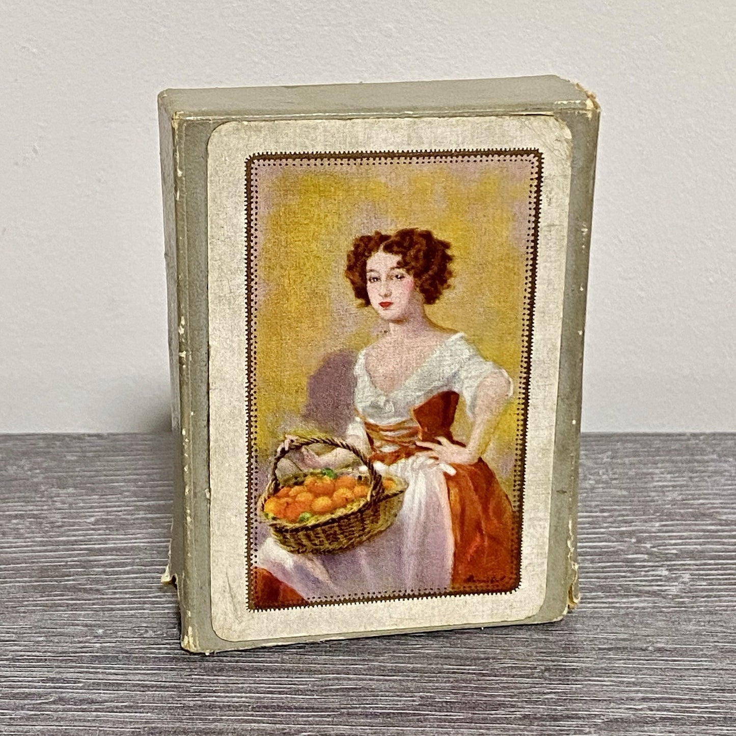 Vintage Will's Cigarettes Barrabel Back Nell Gwyn Linen Finish Playing Cards Set