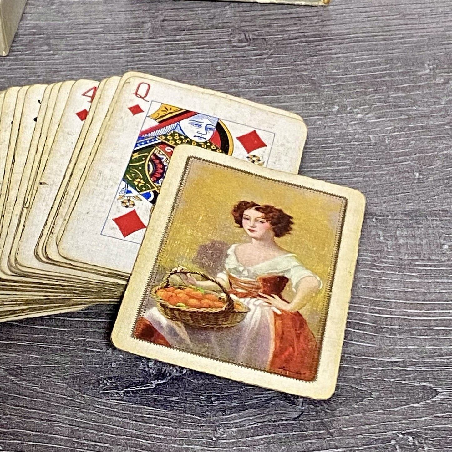 Vintage Will's Cigarettes Barrabel Back Nell Gwyn Linen Finish Playing Cards Set