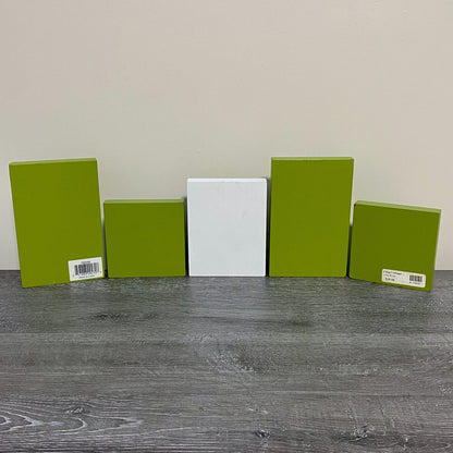 St Patrick’s Day “Lucky” Sign Plaque Display Green Wood Wooden Block Blocks Rare