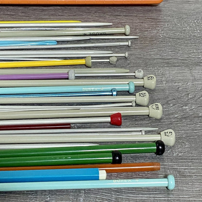Knitting Needles Pins & Vintage Knit Tub Case Various Thickness Length Job Lot