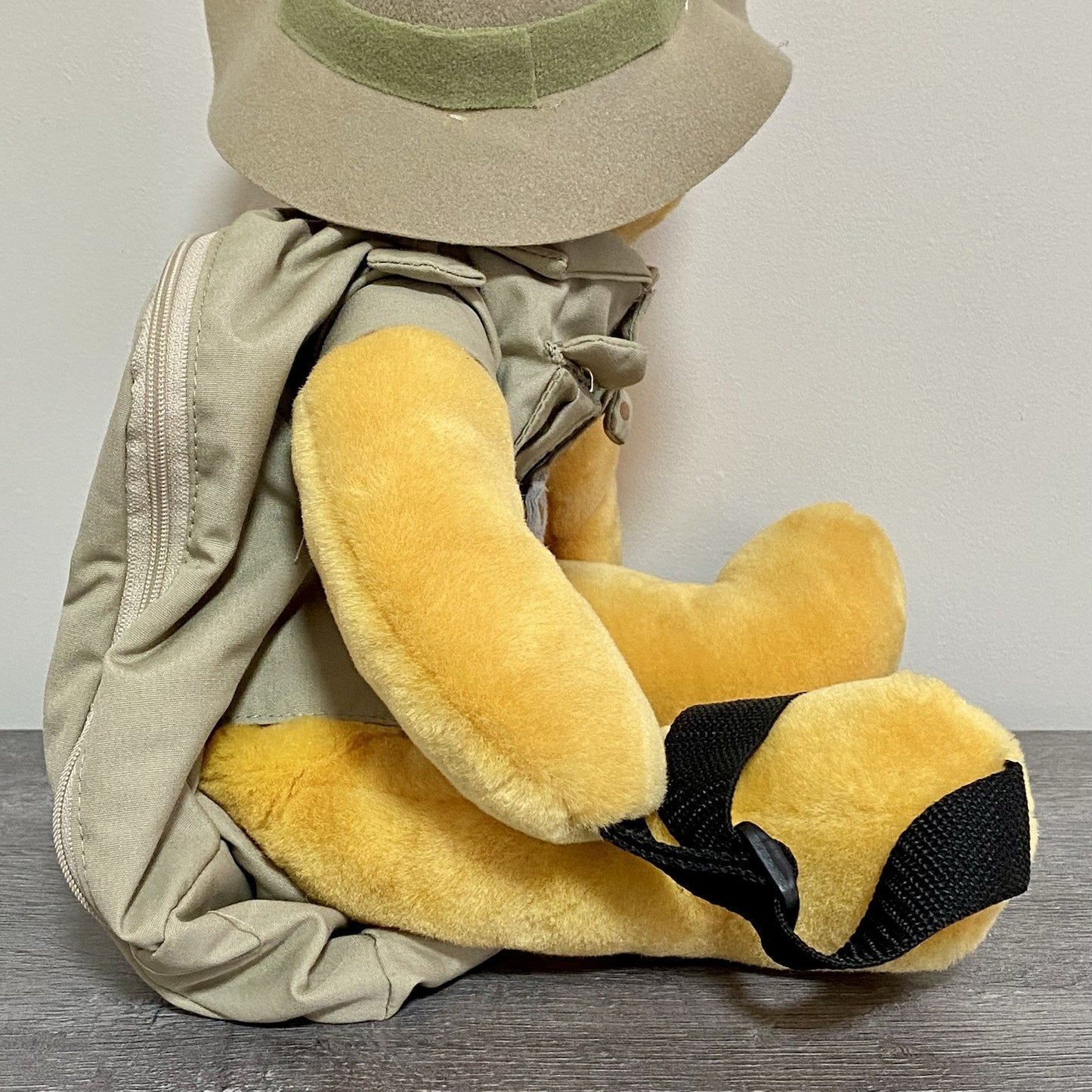 Official Disney World Winnie The Pooh Safari Plush With Rucksack Soft Toy Rare