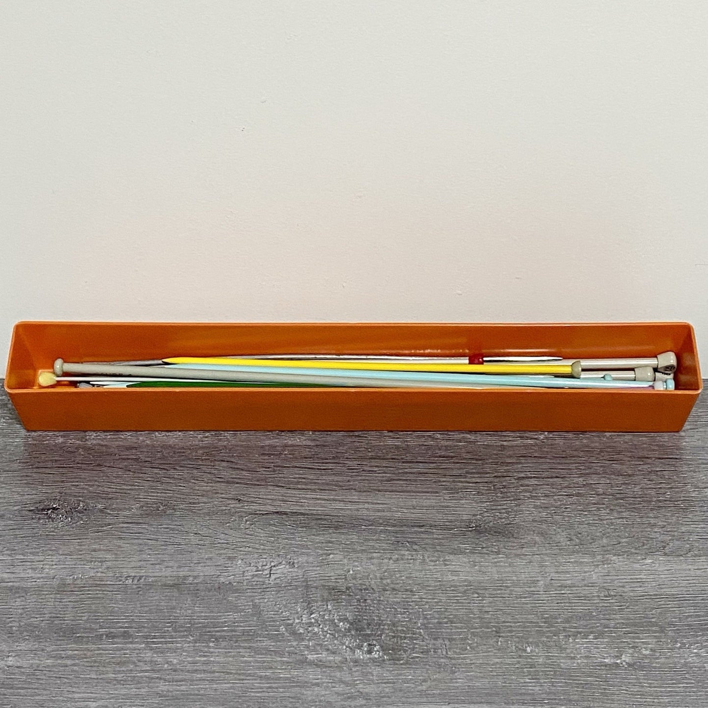 Knitting Needles Pins & Vintage Knit Tub Case Various Thickness Length Job Lot