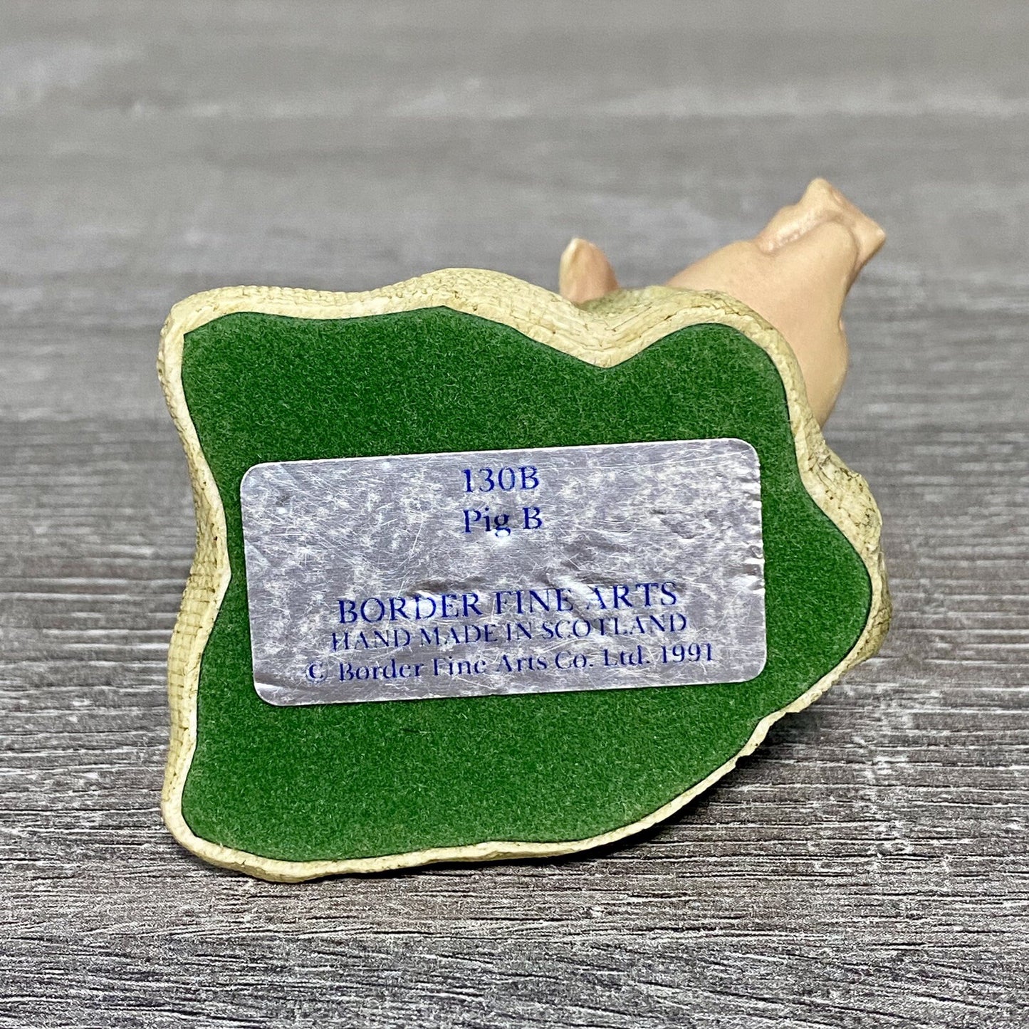 Border Fine Arts Pig Saxa Sack by Anne Butler Scotland 1990 Collectible Figurine